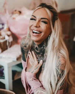 Takwimu na Takwimu za Akaunti ya real.ink.barbie ya instagram ...