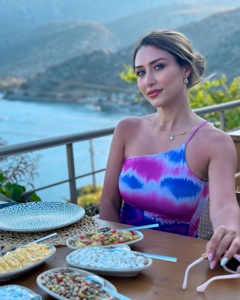 mavigezgin's instagram Account Analytics & Statistics | StarNgage Plus