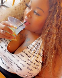Helaethrwydd curvymodelmela ar instagram - Annex | StarNgage Plus
